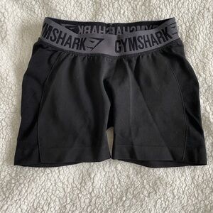 Gymshark Fitted Black Athletic Shorts with Elastic Waistband — Small